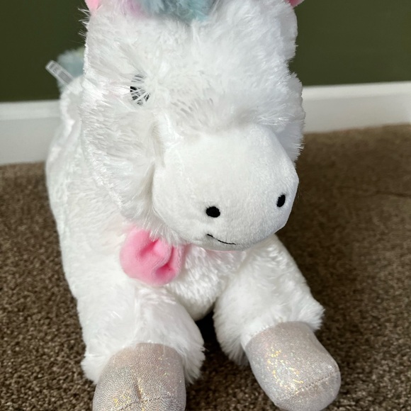 FAO Swartz Unicorn Color Changing Light Up Music Stuffed Animal - Picture 5 of 13